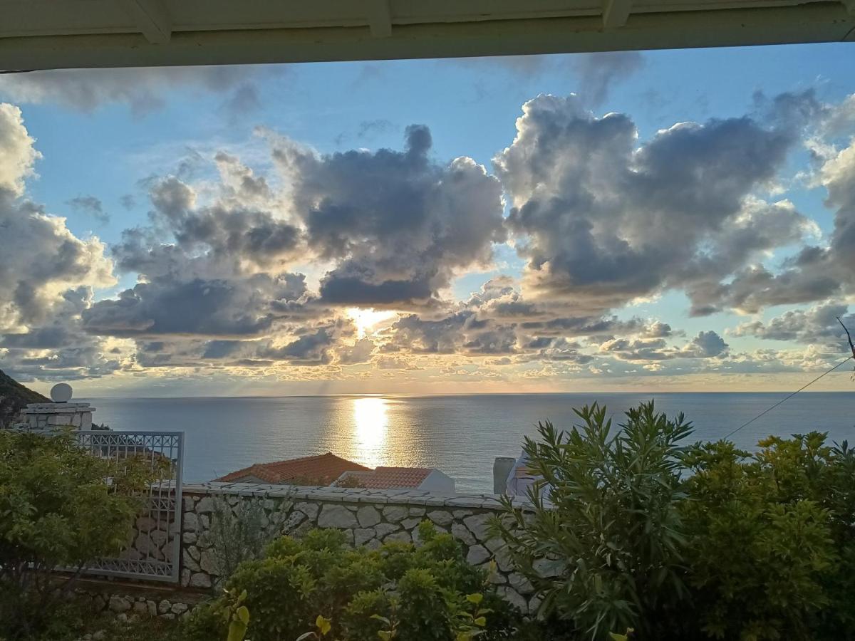 Villa Deep Blue Áyios Nikítas Exterior foto